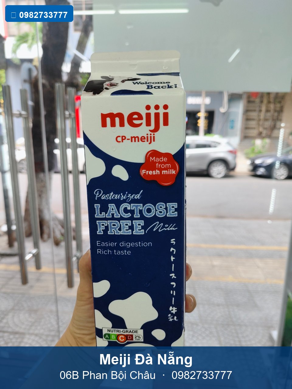 Cửa hàng Meiji — khu trưng bày